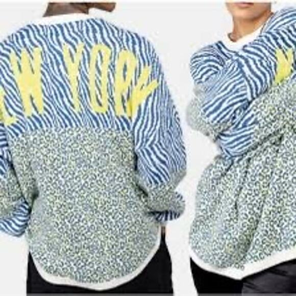 Spirit Jersey NY Sweater Blue Yellow Zebra Leopard Print 100% Cotton M - Picture 2 of 8